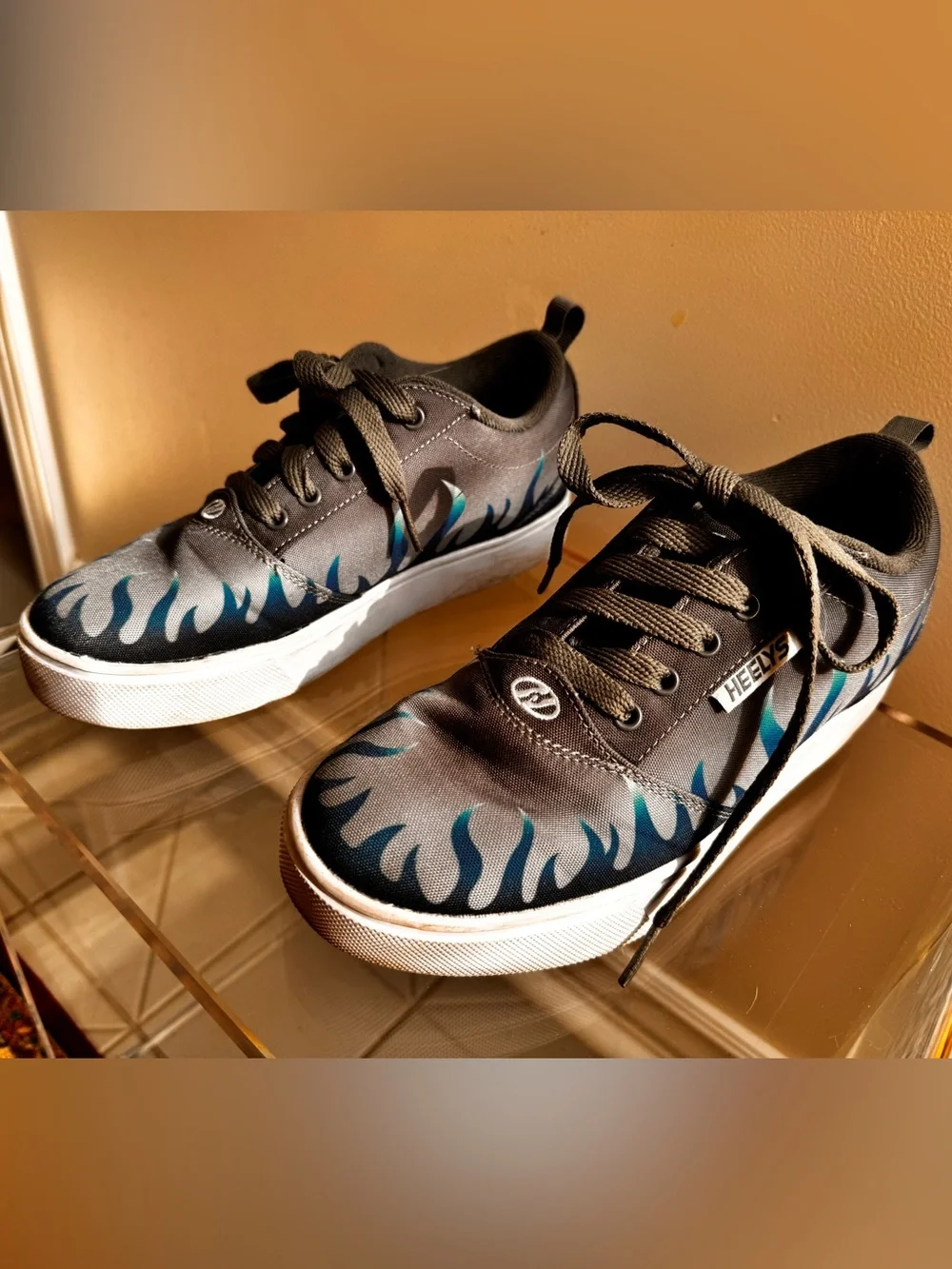 Heelys Gray Sneakers with Blue Flame Pattern